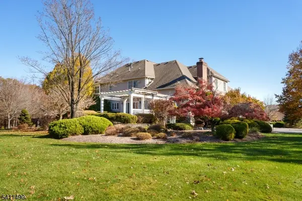 7 Silver Maple Ct, Montgomery Twp., NJ 08502