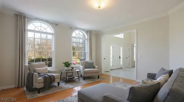 57 Briarwood Dr, Warren Twp., NJ 07059