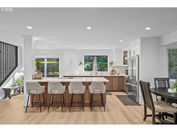 12332 SW 57TH AVE, Portland, OR 97219