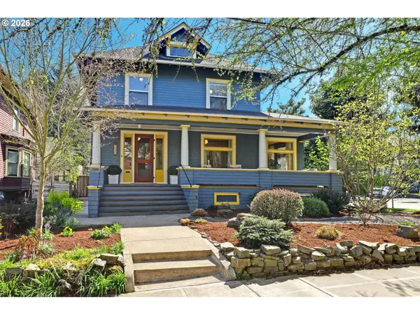 2406 NE HALSEY ST, Portland, OR 97232