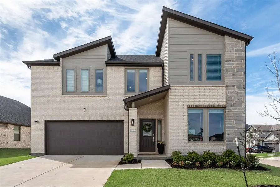 2037 Dovedale Drive, Forney, TX 75126