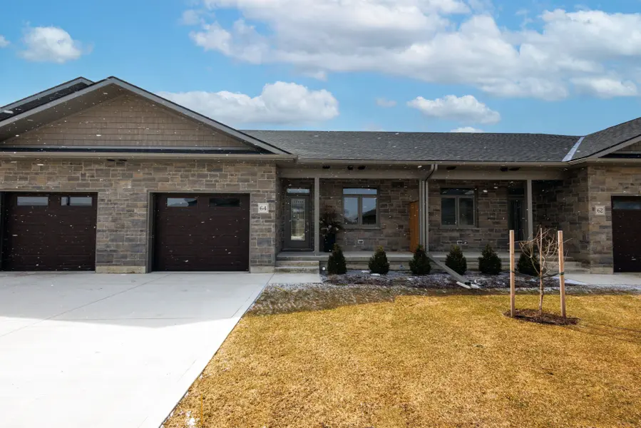 64 Cavalier CRES, Huron-kinloss, ON N0G 2R0