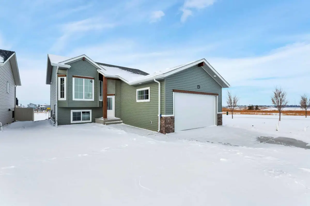 62 Tarzwell AVE, Red Deer, AB T4P 0Y9