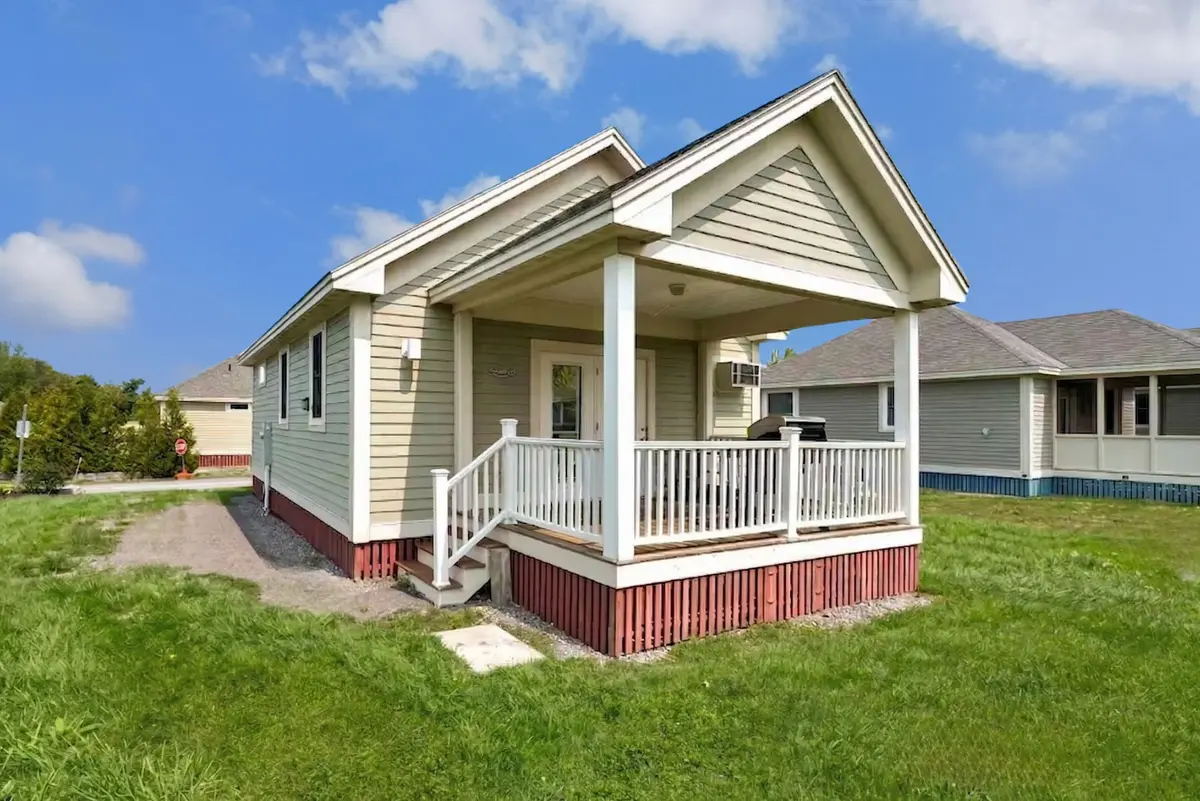 11 Butternut LN #52, Prince Edward County, ON K0K 1P0