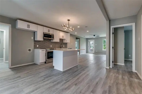 4519 Yancy Street, Dallas, TX 75216