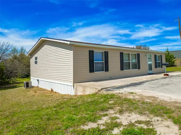 3233 Deer Path Lane #1, Weatherford, TX 76085