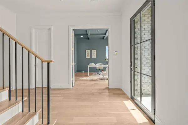 9700 Latour Court, Fort Worth, TX 76126