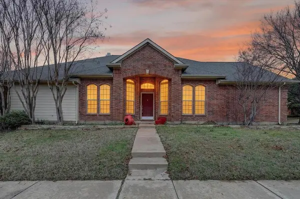 2501 Blossom Trail, Mansfield, TX 76063