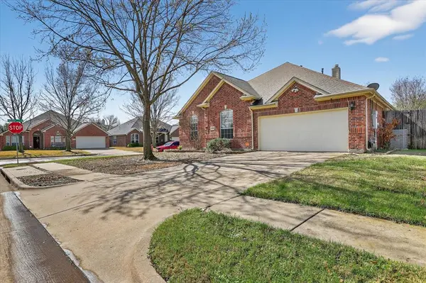 2501 Blossom Trail, Mansfield, TX 76063