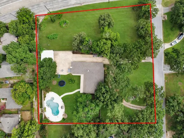 6004 Ken Avenue, Arlington, TX 76001