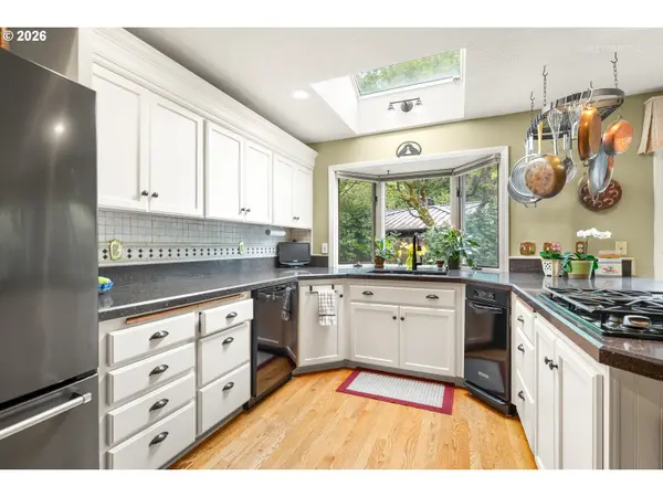 17359 WREN CT, Lake Oswego, OR 97034