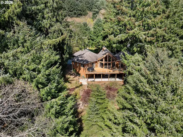 7870 SUNSET DR, Manzanita, OR 97130