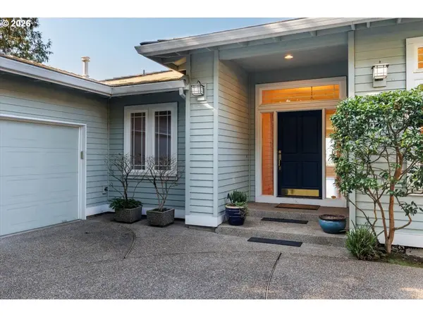 2212 NW PINNACLE DR, Portland, OR 97229