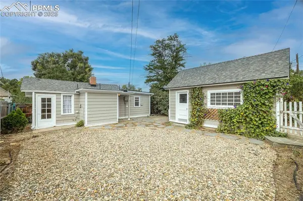 1129 N Cedar ST, Colorado Springs, CO 80903