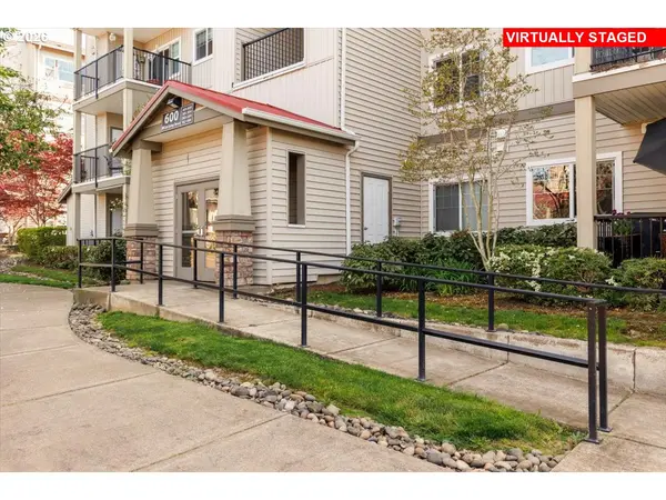 600 NW LOST SPRINGS TER #301, Portland, OR 97229