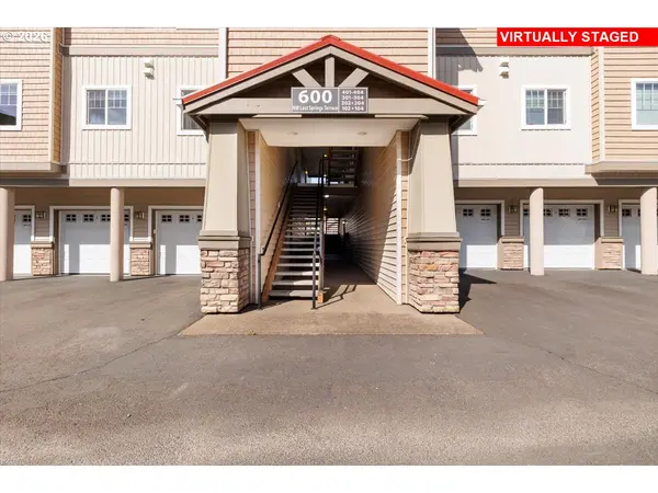 600 NW LOST SPRINGS TER #301, Portland, OR 97229