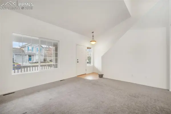 6226 Scottsbluff DR, Colorado Springs, CO 80923