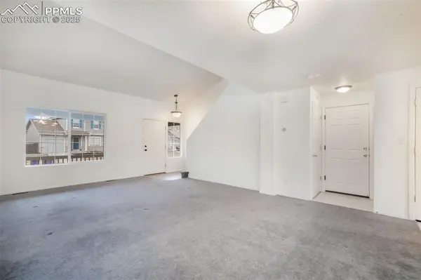 6226 Scottsbluff DR, Colorado Springs, CO 80923