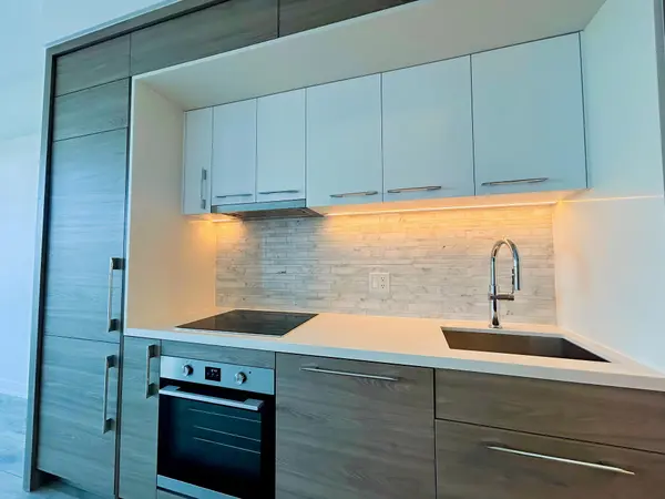 29 Green Trail CT #1602, Toronto C15, ON M2K 0J9