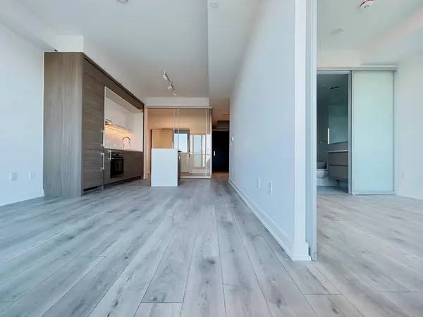 29 Green Trail CT #1602, Toronto C15, ON M2K 0J9