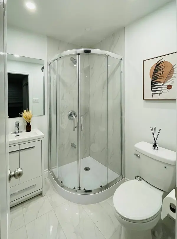 59 Muskoka AVE, Oshawa, ON L1J 1A1