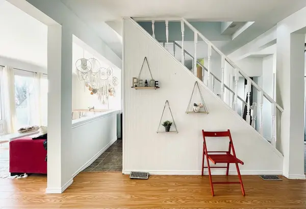 59 Muskoka AVE, Oshawa, ON L1J 1A1