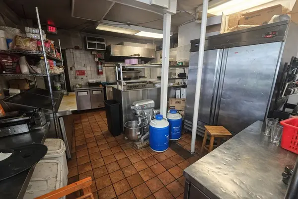 369 Keele ST, Toronto W02, ON M6P 1Y9