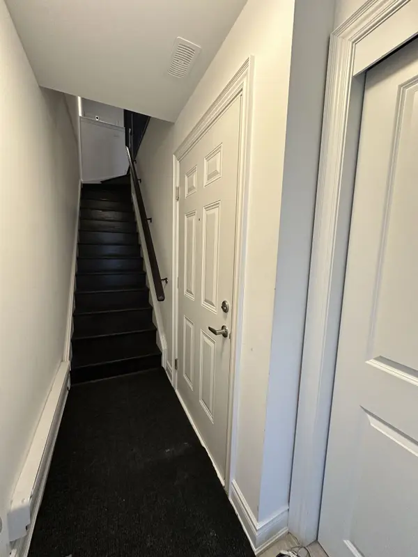 40 Lunar CRES #72, Mississauga, ON L5M 2R5