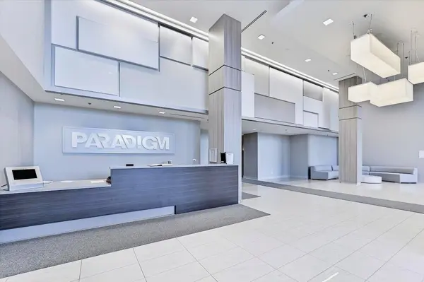 2081 Fairview ST #1202, Burlington, ON L7R 0E5