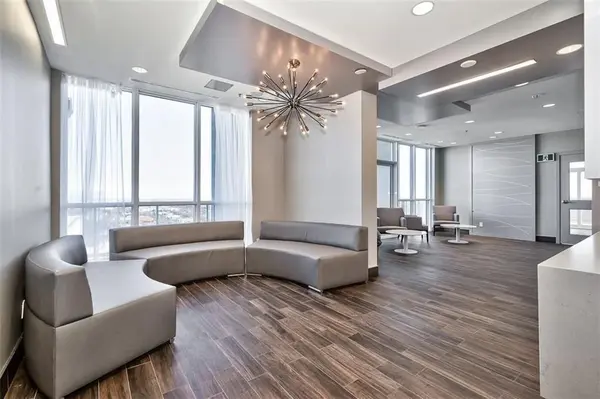 2081 Fairview ST #1202, Burlington, ON L7R 0E5