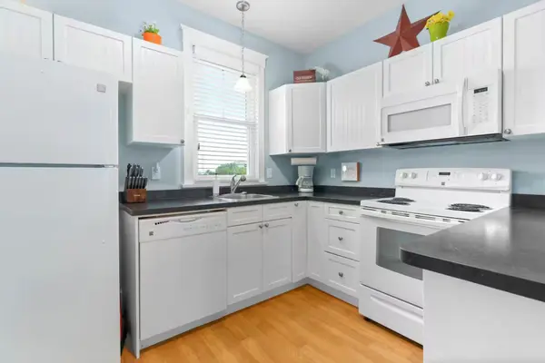 11 Butternut LN #52, Prince Edward County, ON K0K 1P0