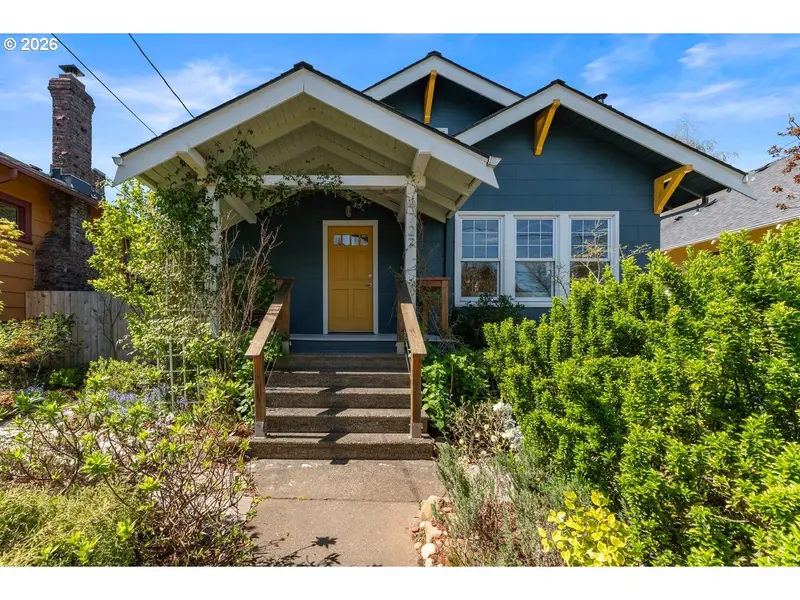 4727 NE 28TH AVE, Portland, OR 97211