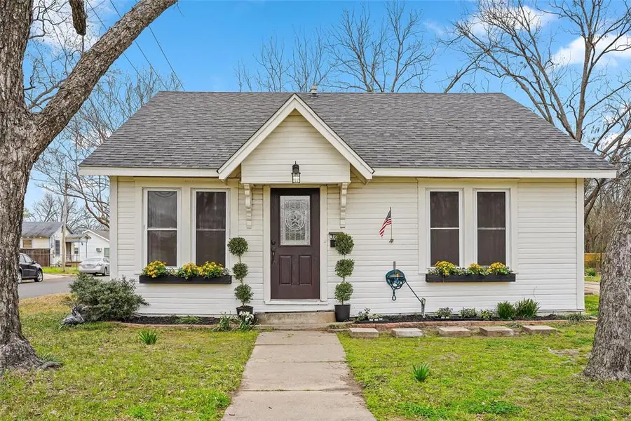 304 Texas Street, Sulphur Springs, TX 75482