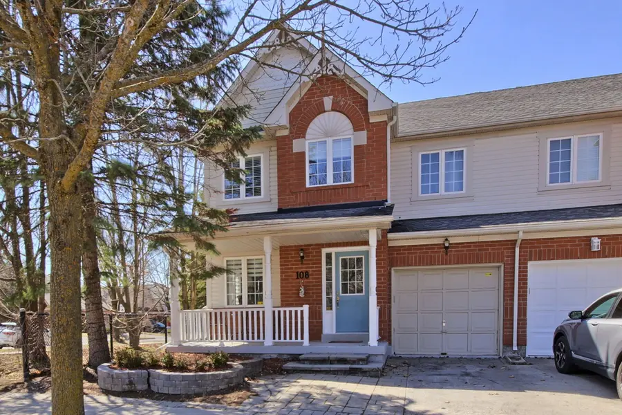 108 Hollandview TRL, Aurora, ON L4G 7H6