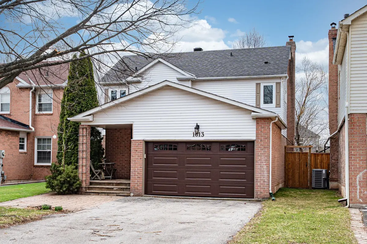 1613 Greenbriar DR, Oakville, ON L6M 1Y3