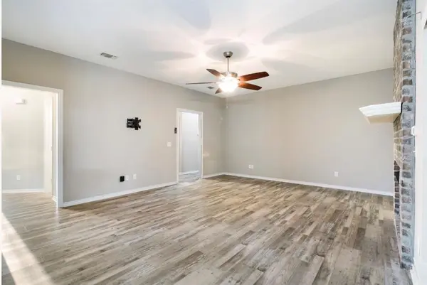 90 44th Street SW, Paris, TX 75460