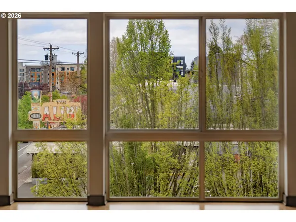 3970 N INTERSTATE AVE #403, Portland, OR 97227