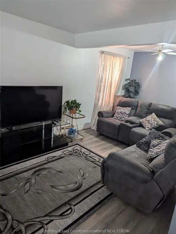856 PILLETTE Road, Windsor, ON N8Y 3B5