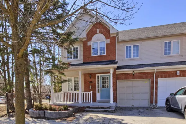 108 Hollandview TRL, Aurora, ON L4G 7H6