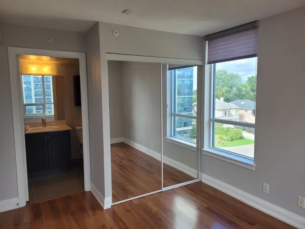 370 Highway 7 N/A E #723, Richmond Hill, ON L4B 0C4