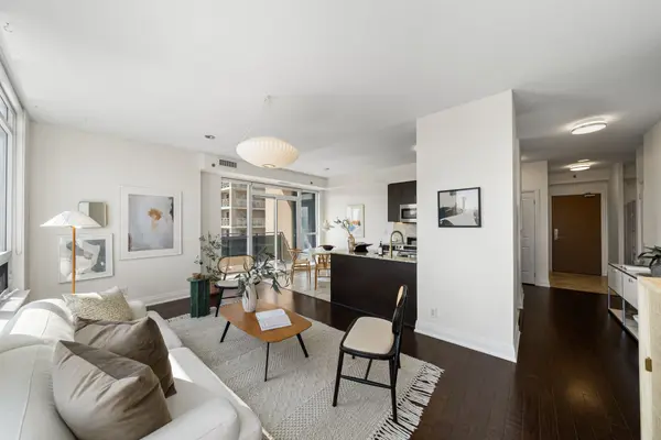 520 Steeles AVE W #611, Vaughan, ON L4J 0H2