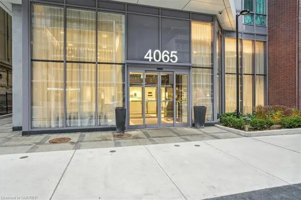 4065 Confederation Pkwy #1705, Mississauga, ON L5B 0L4