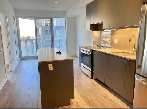 4065 Confederation Pkwy #1705, Mississauga, ON L5B 0L4