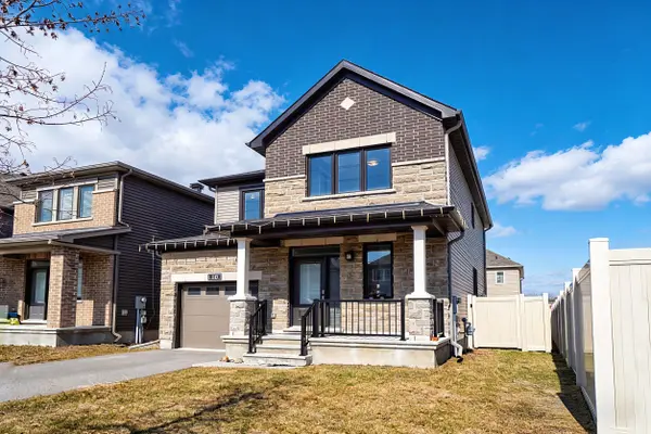 10 Eramosa CRES, Kanata, ON K2T 0R3