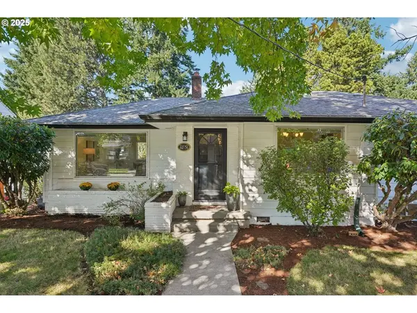 11851 SE MADISON ST, Portland, OR 97216