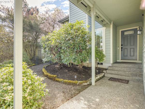 8530 SW DAKOTA DR, Tualatin, OR 97062