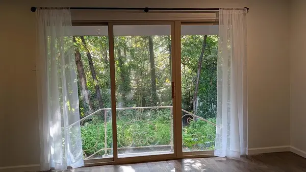 1406 Eastus Drive, Dallas, TX 75208