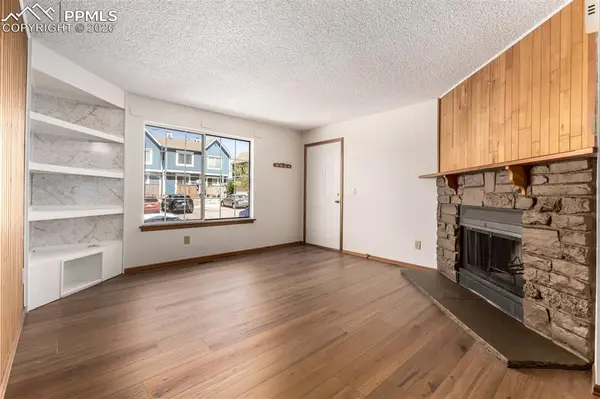 6393 Village LN, Colorado Springs, CO 80918