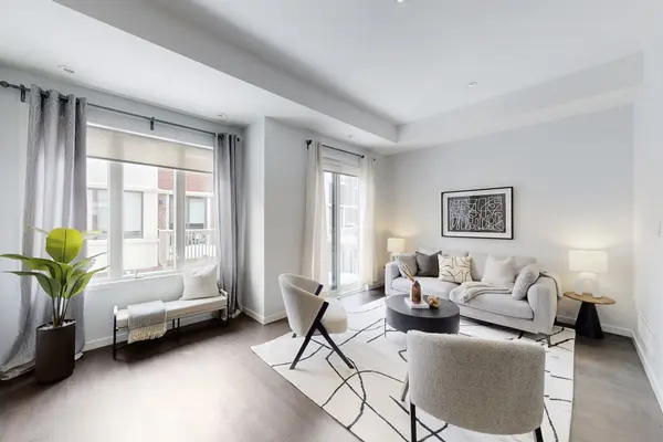 27 Genuine LN, Richmond Hill, ON L4B 0E5