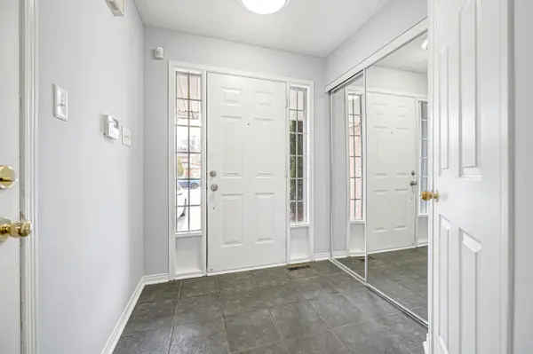 95 Long Point DR, Richmond Hill, ON L4E 3Z7